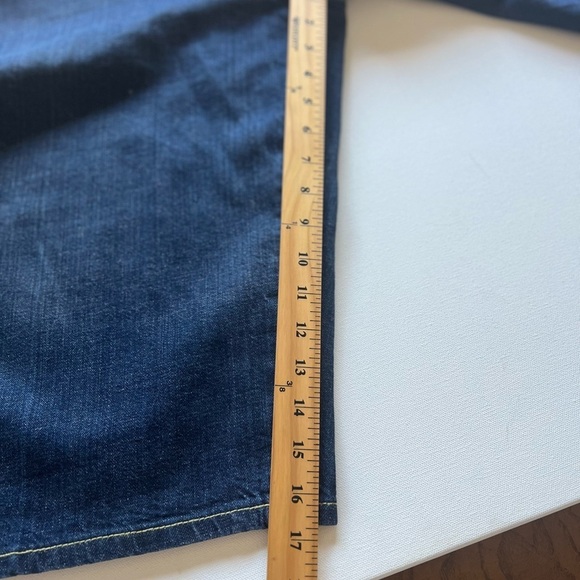 Used Sean Jean Dark Blue Denim Jorts 40x16" Inseam. Note to pocket buttons. (D5) - Picture 4 of 10